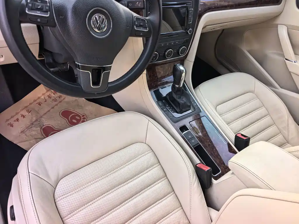 Passat 2013 1.8TSI DSG Yuzhen Edition