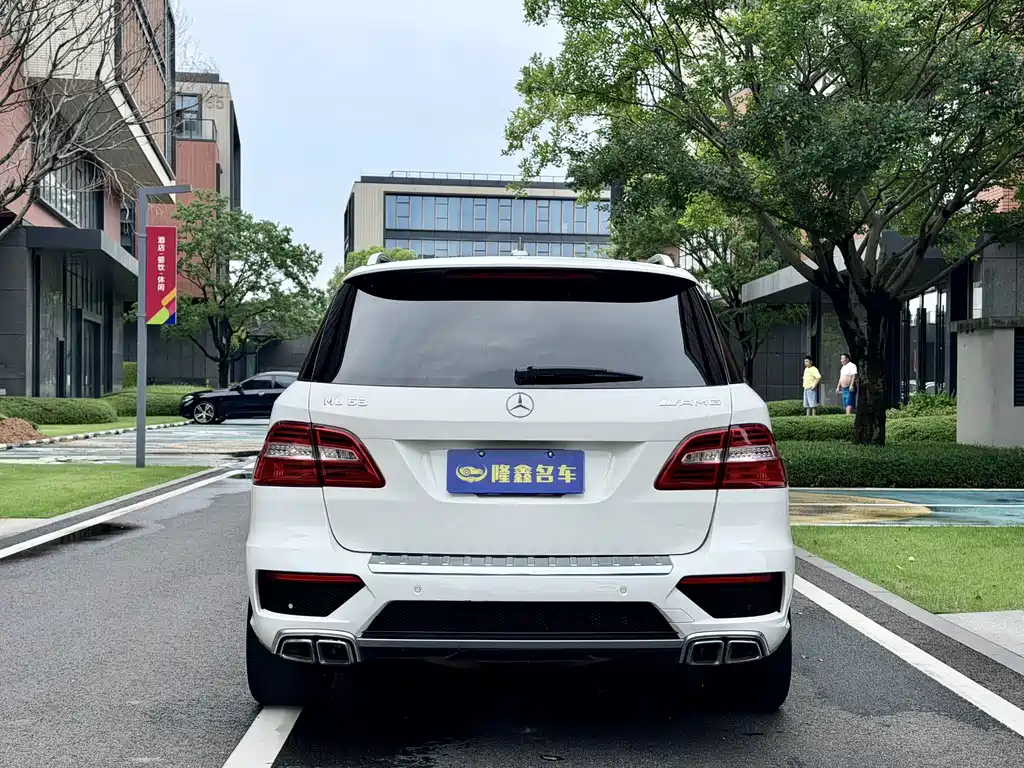Mercedes-Benz M-Class AMG 2012 Model AMG ML 63