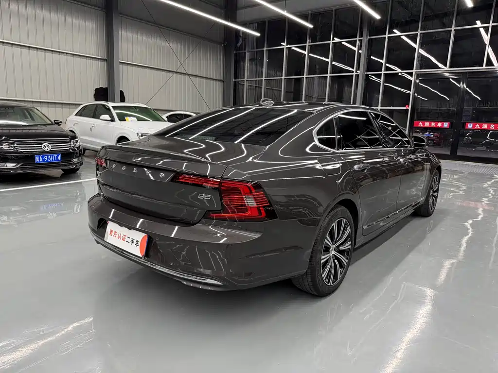 Volvo S90 2021 B5 Smart Luxury Edition