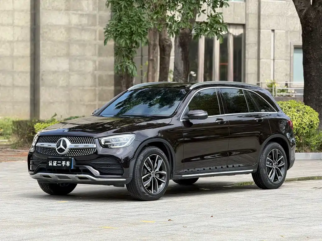 Mercedes GLC 2021 260 L 4MATIC Dynamic Edition