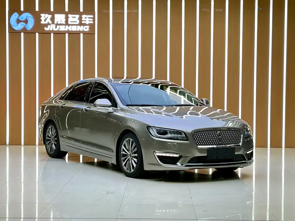 Lincoln MKZ 2019 2.0T Grand Touring Edition National V