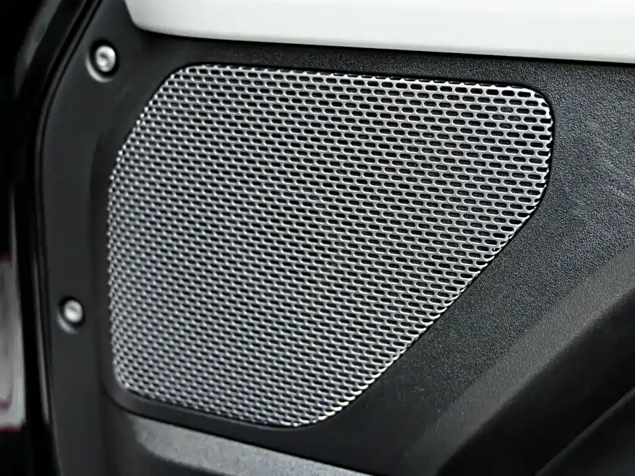 Land Rover Defender 2024 110 3.0T P400 X-DYNAMIC HSE