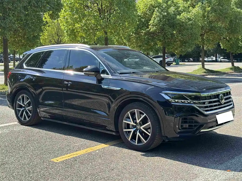 Touareg 2021 3.0 TSI Rishang Edition Classic Sport Package