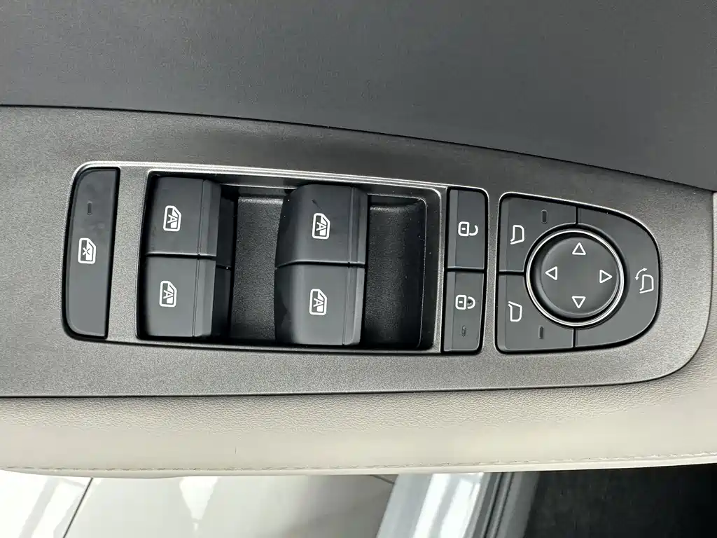 Yuan UP 2025 Edition Smart Drive Version 401KM Vitality Version