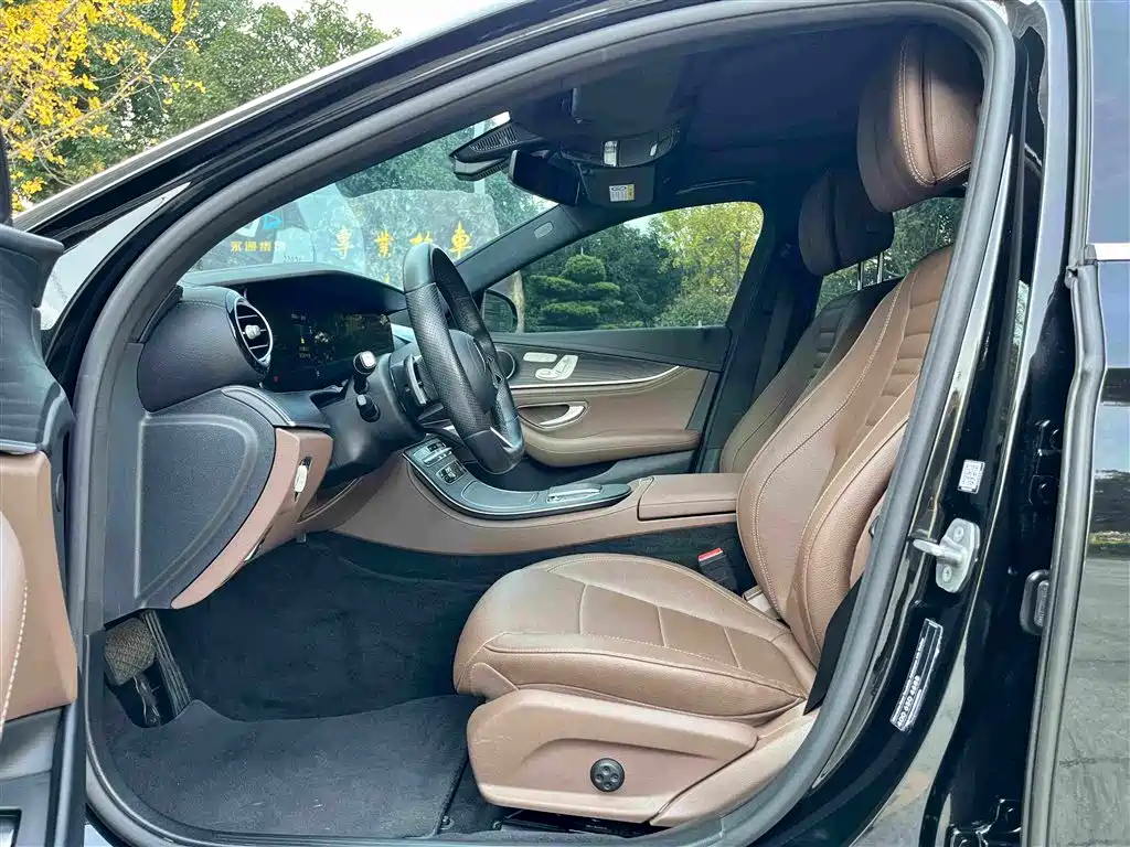 Mercedes-Benz E-Class 2022 Facelift E 300 L Sporty and Stylish Edition