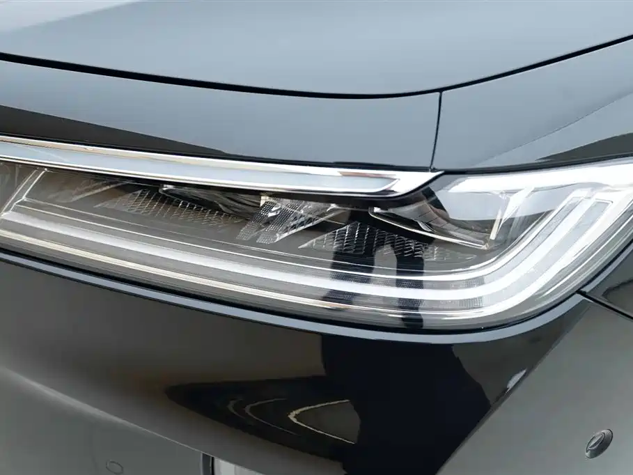 Hongqi H9 2021 Model 2.5T Official Version