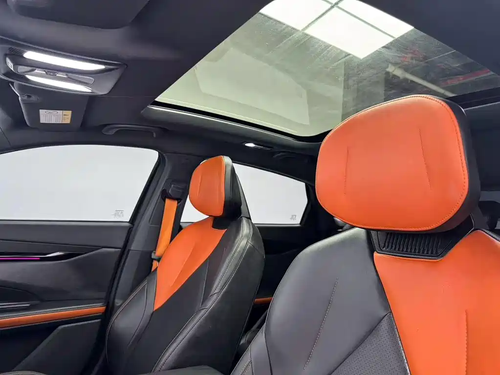 Changan UNI-V 2022 Model 1.5T Prestige Edition