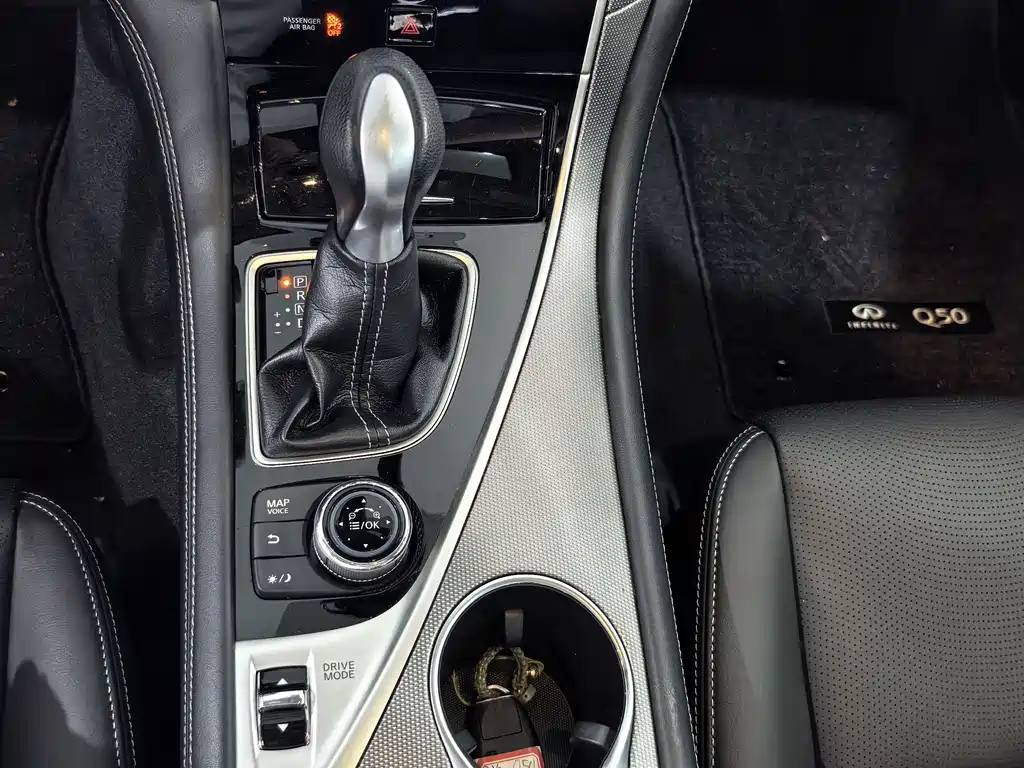 Infiniti Q50L 2015 2.0T Enjoyment Edition