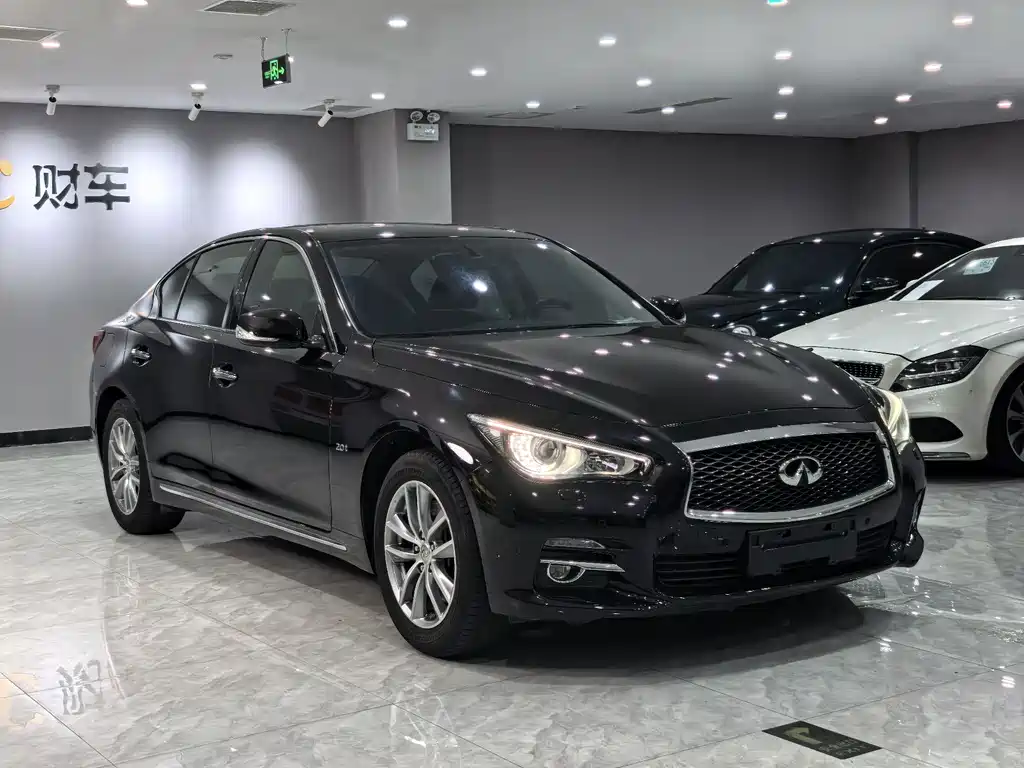 Infiniti Q50L 2015 2.0T Enjoyment Edition