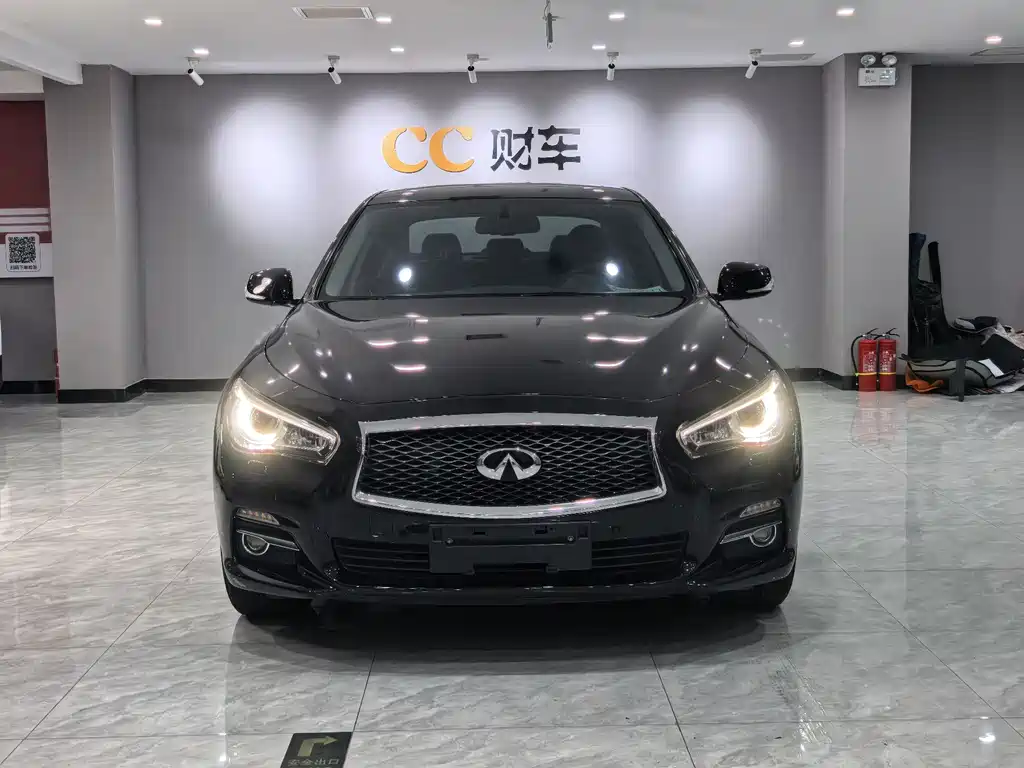 Infiniti Q50L 2015 2.0T Enjoyment Edition
