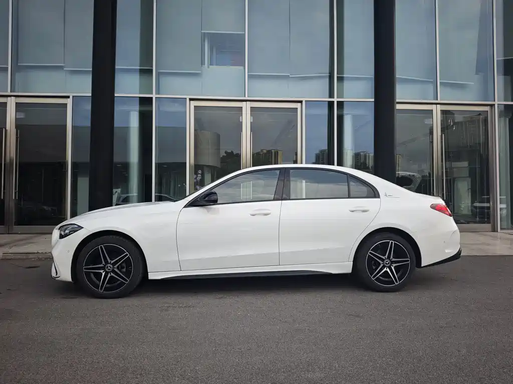 Mercedes-Benz C-Class 2025 C 260 L Night Move Edition