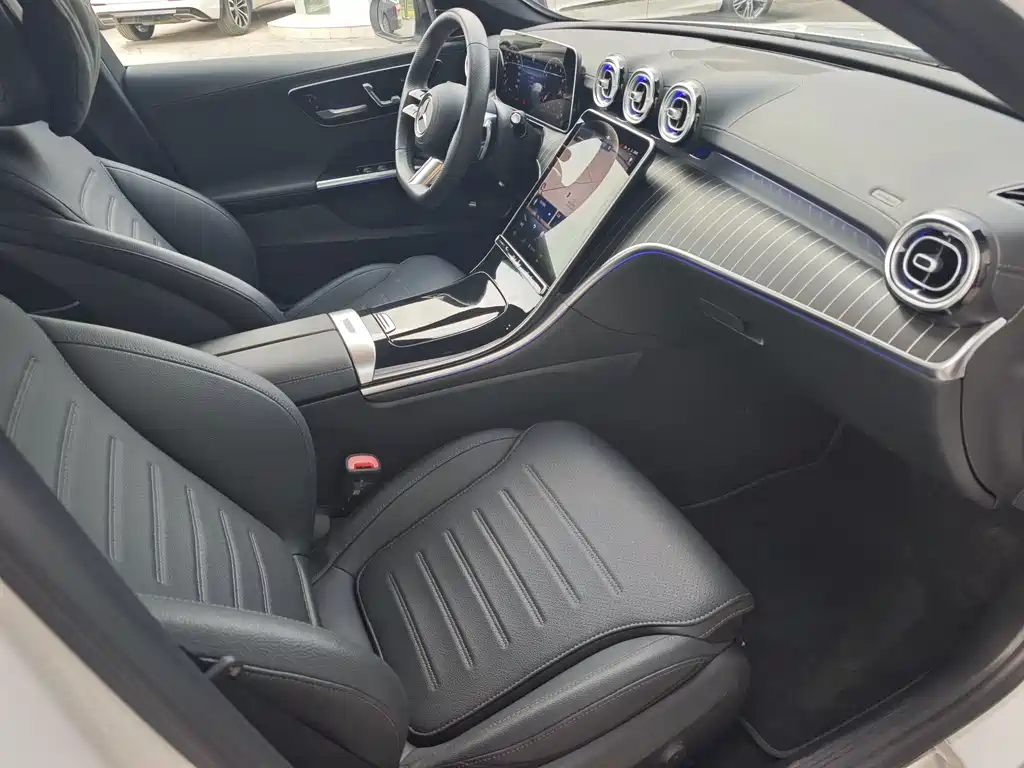 Mercedes-Benz C-Class 2025 C 260 L Night Move Edition