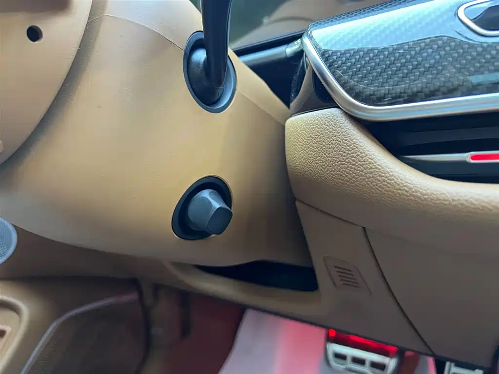 Hongqi H9 2025 Edition 3.0T All-Wheel Drive Flag Leadership Private Enjoyment Style Version 4-Seater