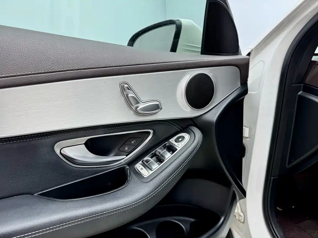 Mercedes-Benz GLC 2018 GLC 200 4MATIC