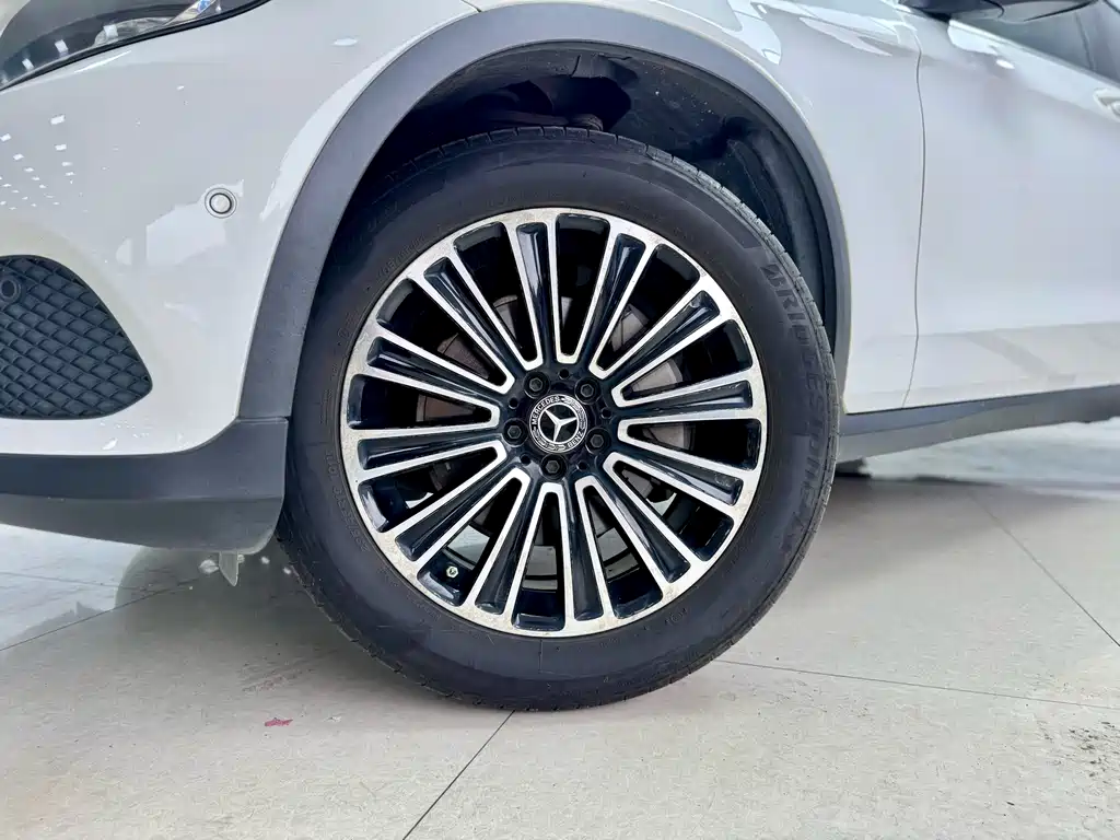 Mercedes-Benz GLC 2018 GLC 200 4MATIC