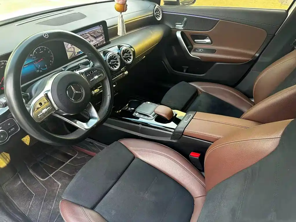 Mercedes-Benz A-Class 2022 Facelift A 200 L Sport Coupe Fashion Edition