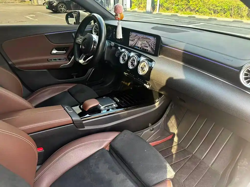 Mercedes-Benz A-Class 2022 Facelift A 200 L Sport Coupe Fashion Edition