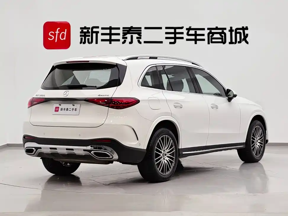 Mercedes-Benz GLC 2023 Facelift 260 L 4MATIC Dynamic Edition 5-Door