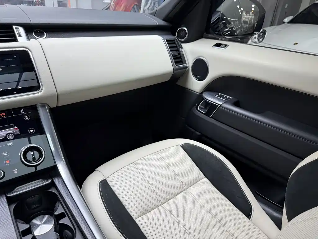 Range Rover Sport 2020 3.0 L6 SE