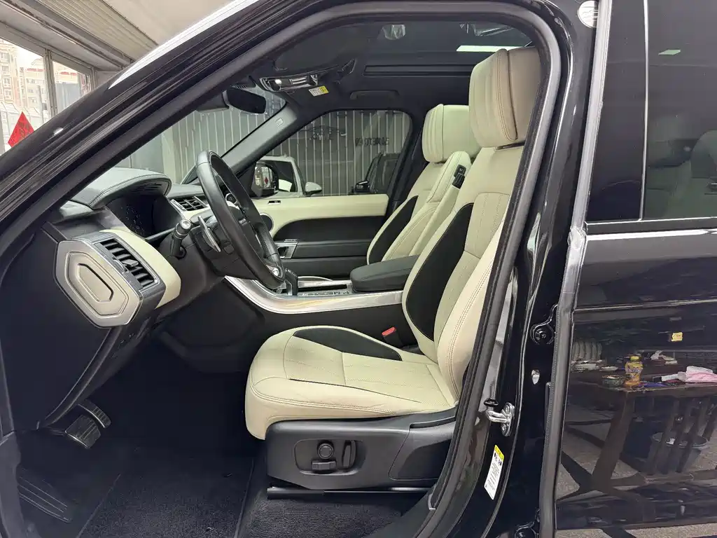 Range Rover Sport 2020 3.0 L6 SE