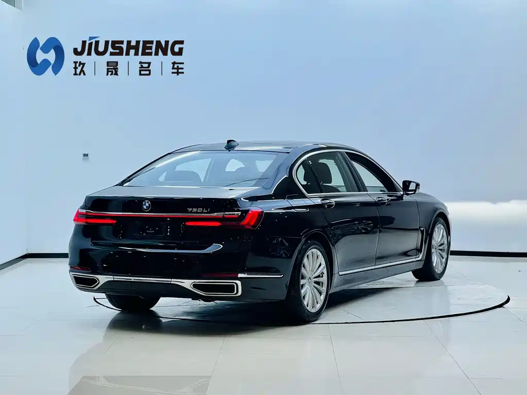 BMW 7 Series 2019 730Li Luxury Package