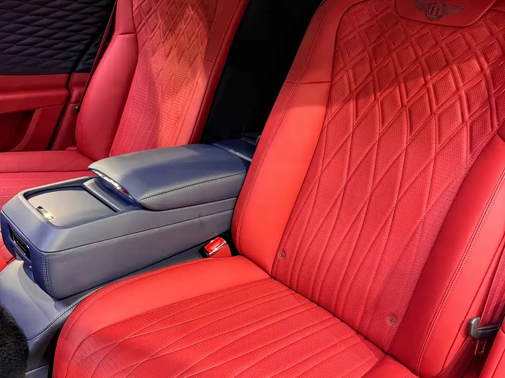 Ferarri 2022 Model 4.0T V8 Standard Edition
