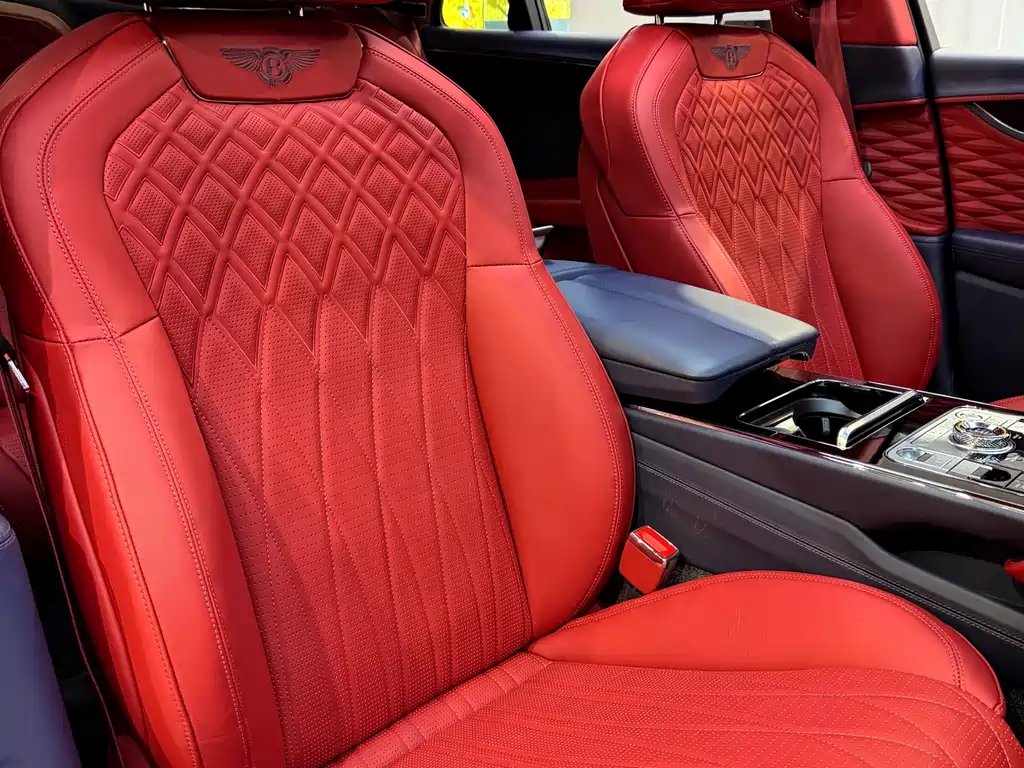 Ferarri 2022 Model 4.0T V8 Standard Edition