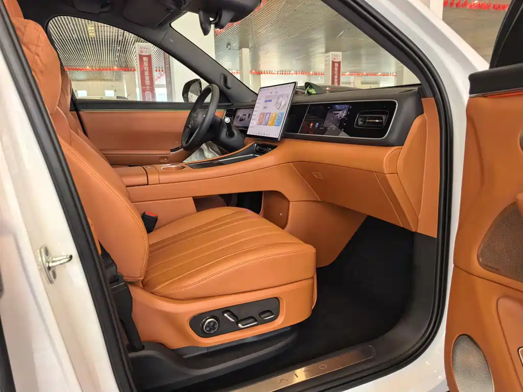 Askun M7 2026 Edition Range-Extended Ultra Four-Wheel Drive 6-Seater (192-line LiDAR)