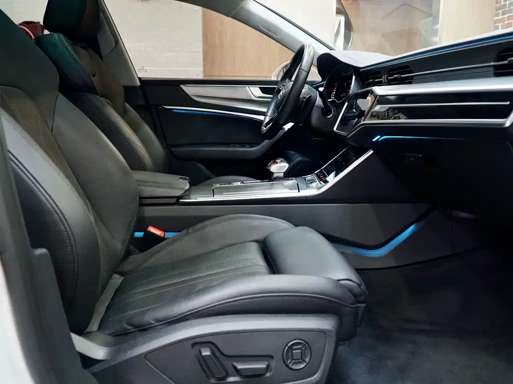 Audi A7 2022 model 45 TFSI Premium Selection