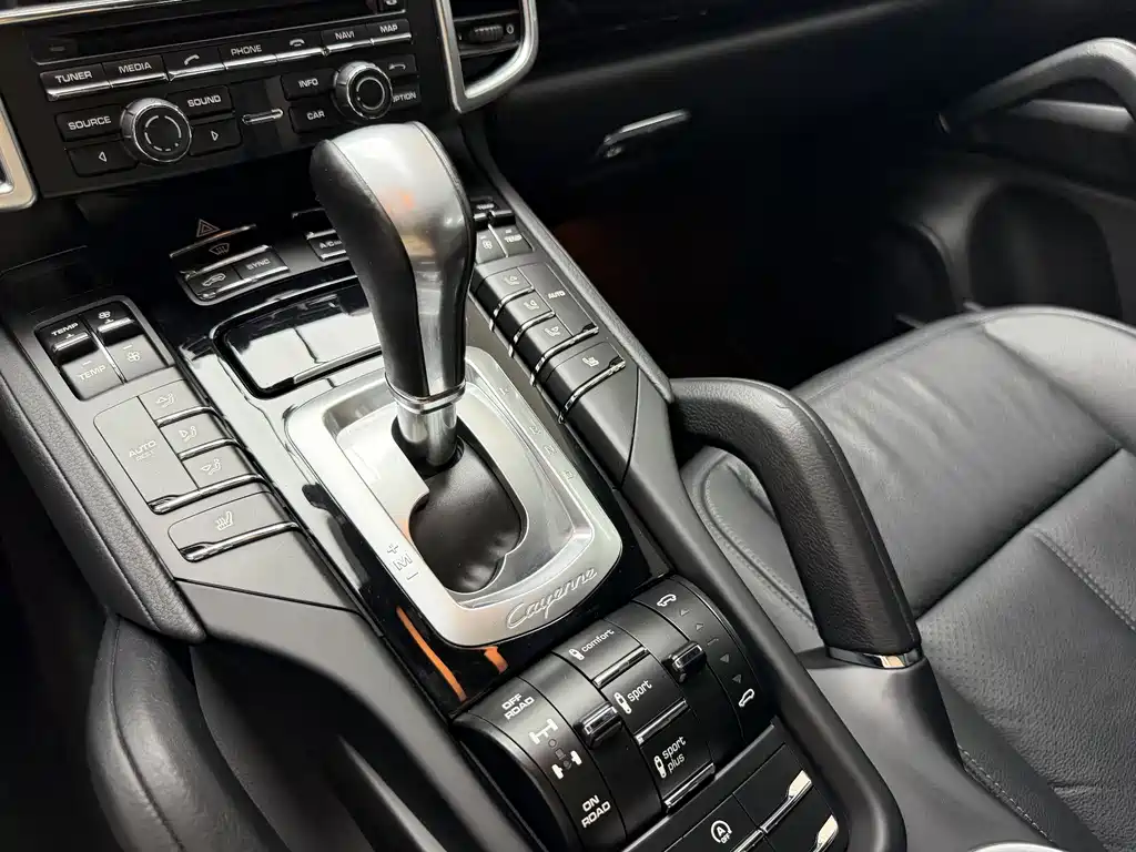 Cayenne 2015 Model Cayenne 3.0T