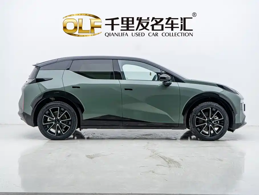Jizhe X 2025 Edition Five-Seat Long Range Version