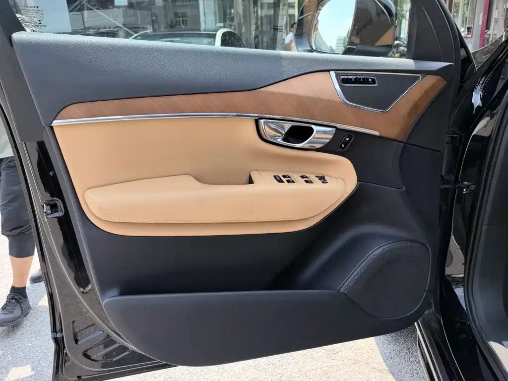 Volvo XC90 2017 T6 Intelligent Luxury Edition 5-seater