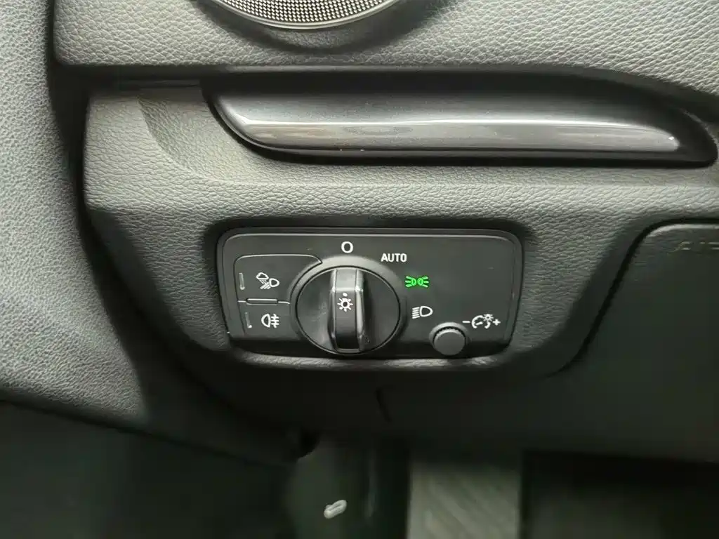 Audi A3 2019 Sportback 35 TFSI Style Edition National V