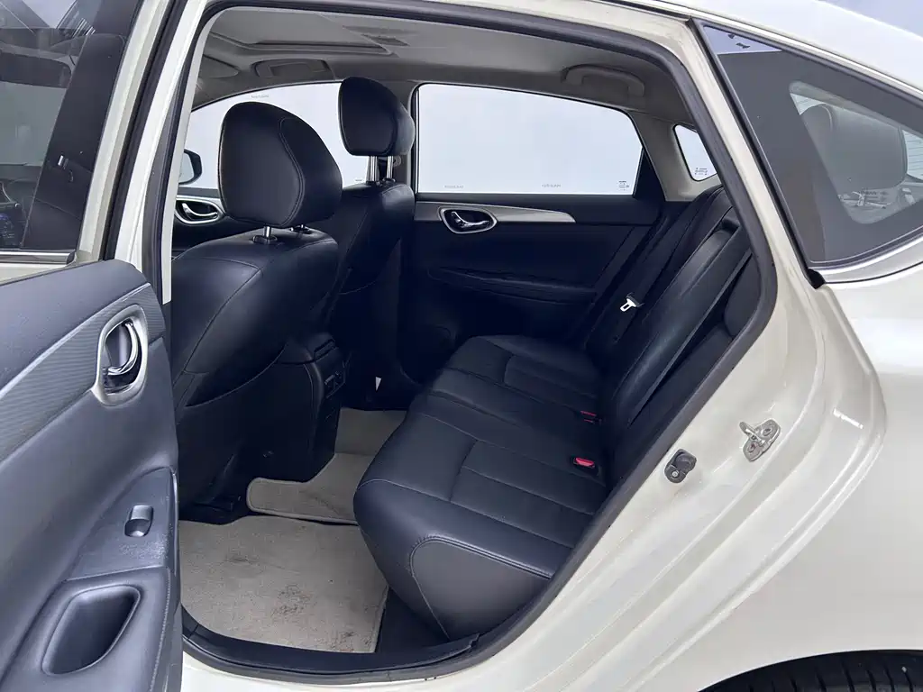 Sentra 2014 1.6 XV CVT Prestige Edition