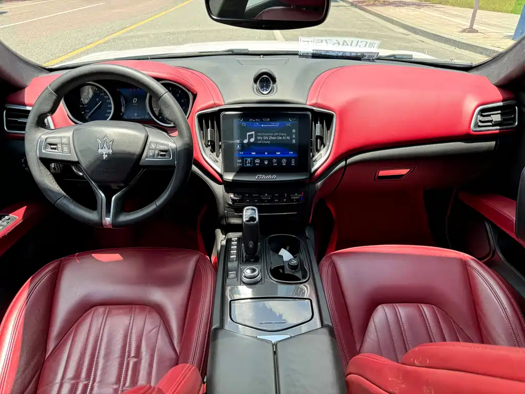 Ghibli 2019 3.0 T Standard Edition Euro V