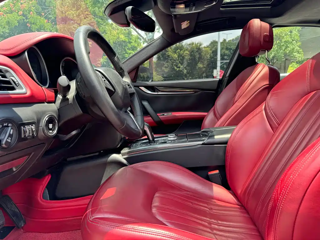 Ghibli 2019 3.0 T Standard Edition Euro V