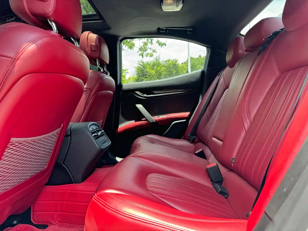 Ghibli 2019 3.0 T Standard Edition Euro V