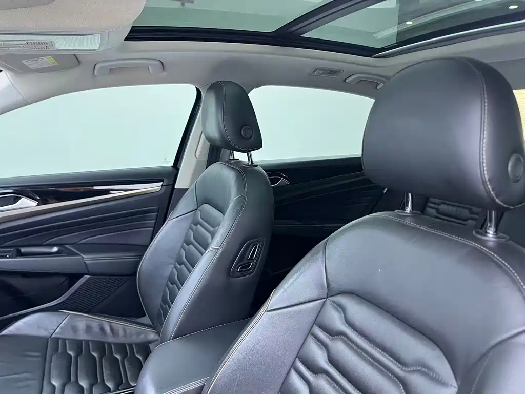 Passat 2019 330 TSI Elite Edition National VI