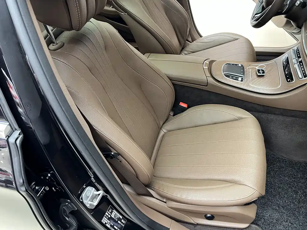 Mercedes-Benz E-Class 2023 E 300 L Luxury Edition