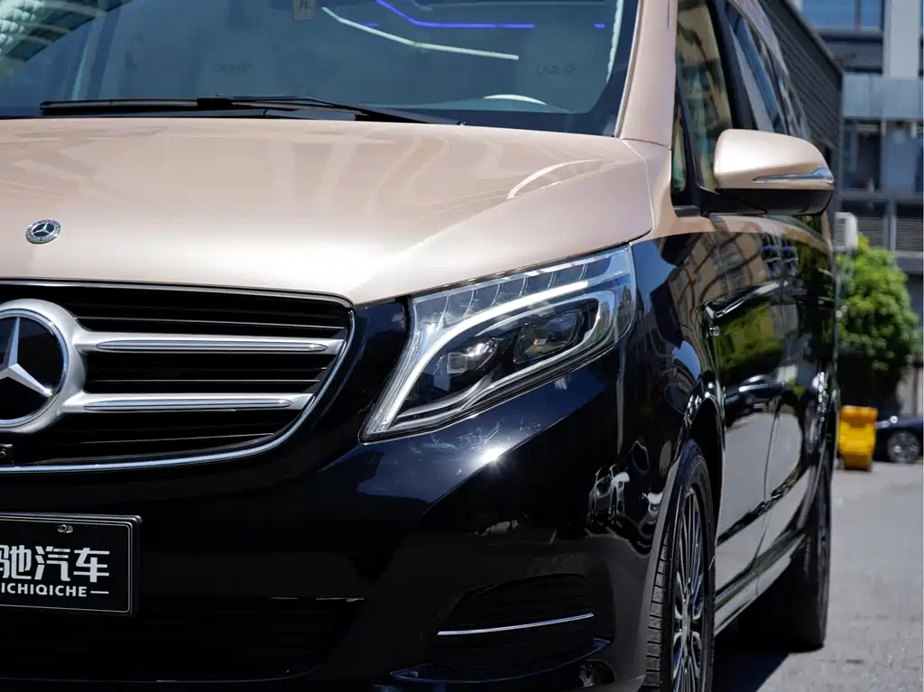 Mercedes-Benz V-Class 2018 V 260 L Luxury Extended Edition National VI