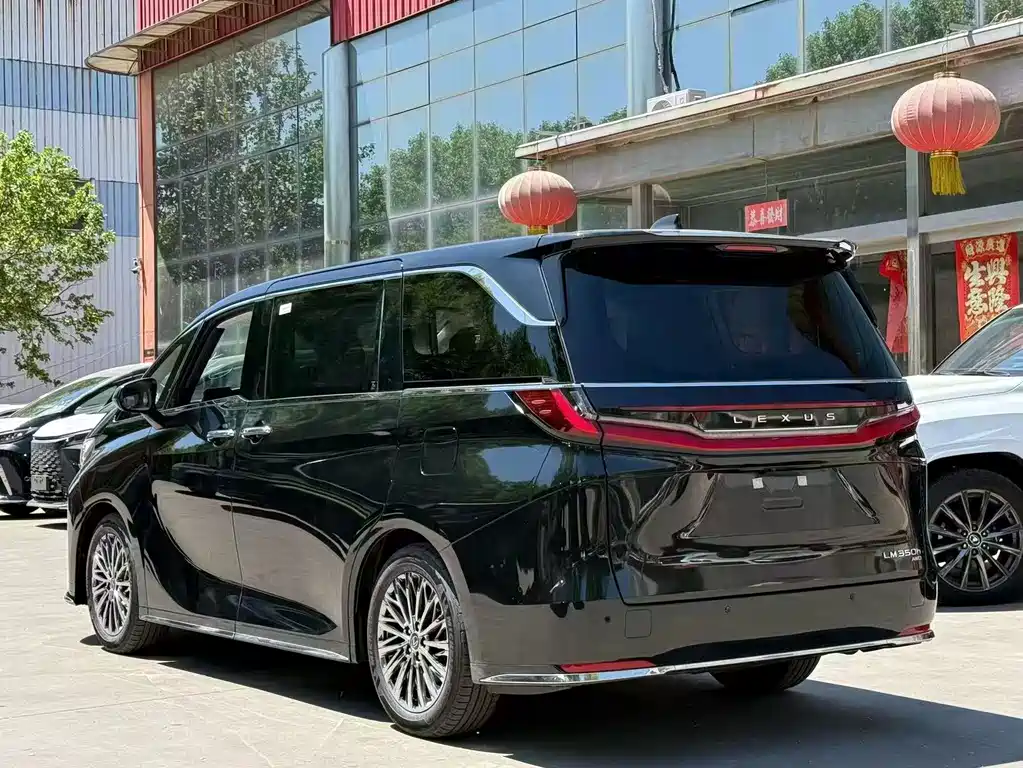 Lexus LM 2025 350h 7-Seat Elegance Edition