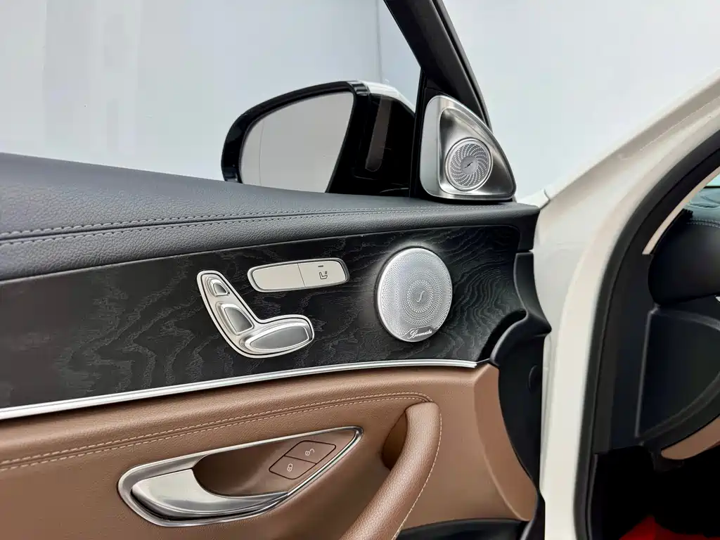 Mercedes-Benz E-Class 2016 E 200 L Sportline