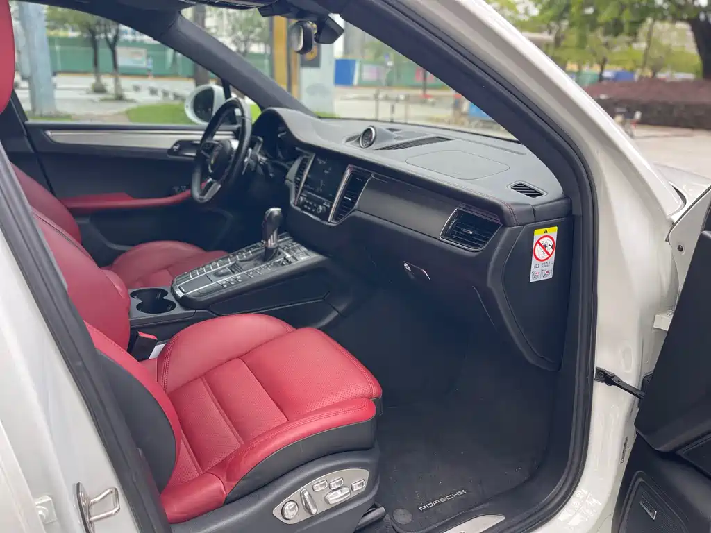 Macan Turbo 3.6T