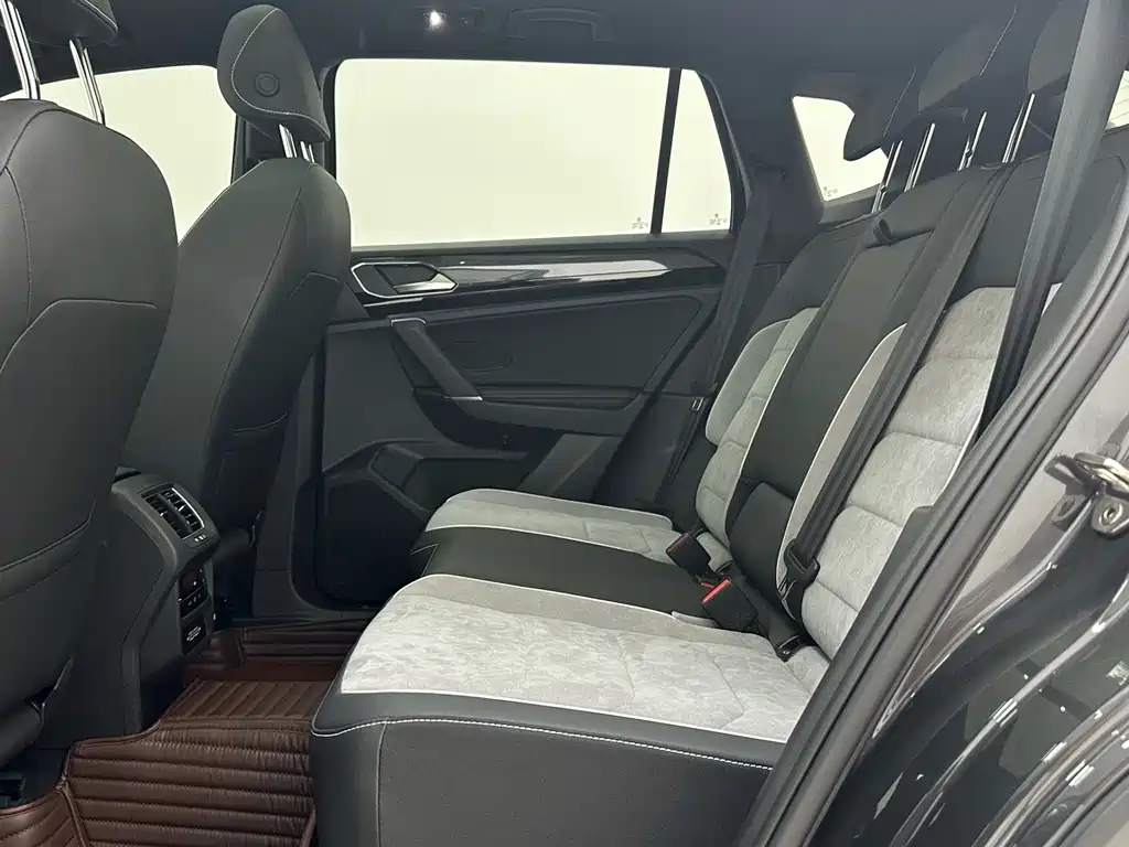 Tayron 2022 380TSI 4x4 R-Line Smart Connect Edition