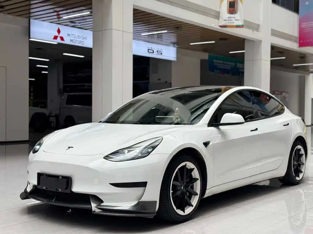 Model 3 Rear-Wheel Drive 2022