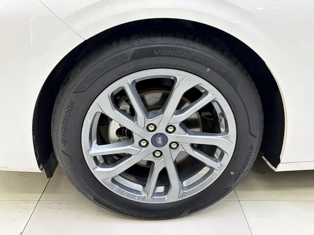 Mondeo 2023 EcoBoost 180 Luxury Edition