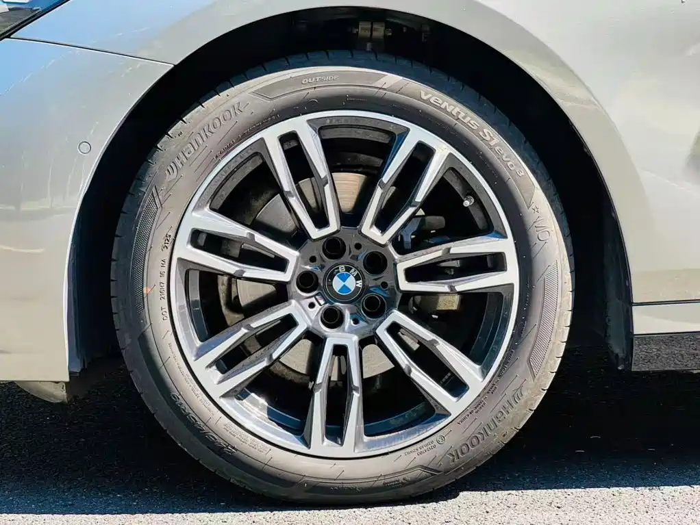 BMW 5 Series 2024 model 525Li M Sport Package