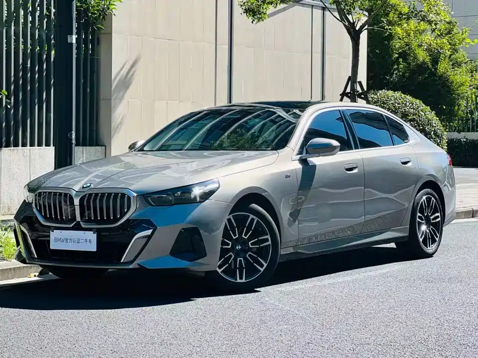 BMW 5 Series 2024 model 525Li M Sport Package