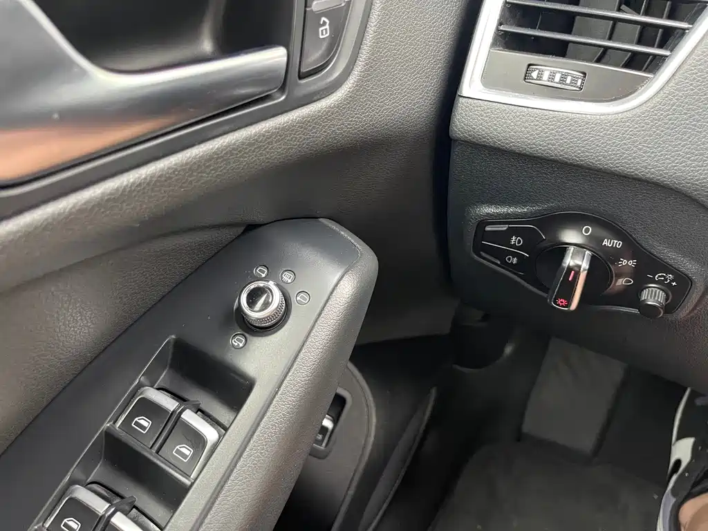 Audi Q5 2013 model 40 TFSI Comfort Edition
