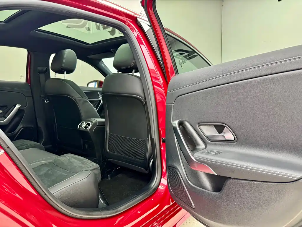 Mercedes-Benz A 200 L Sport Sedan Fashion Edition 2022 Facelift
